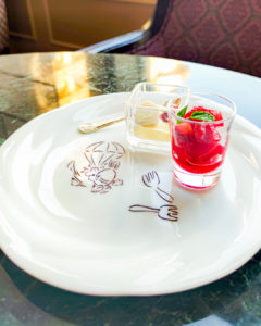 ディズニーランドホテルのアフタヌーンティーセット