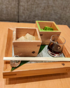 銀座福禄壽さんの二色わらび餅