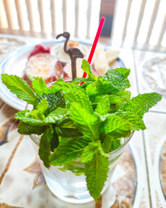 神楽坂のカフェ、シマダカフェさんの自家製ミントのプレミアムモヒート