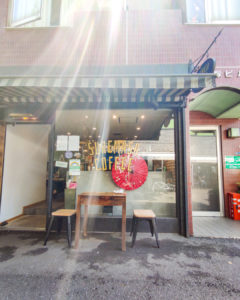 浅草のカフェ、スケマサコーヒーさんの外観