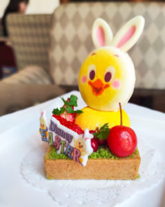 ディズニーアンバサダーホテルのハイピリオン・ラウンジのうさピヨケーキセット