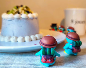 下北沢のカフェ、8joursさんの果実のシフォンを狙うぺっこり探検隊