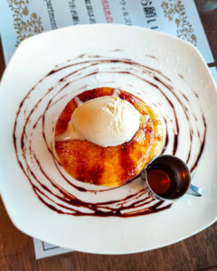 千葉のアパートメントエムカフェさんのブリュレパンケーキ