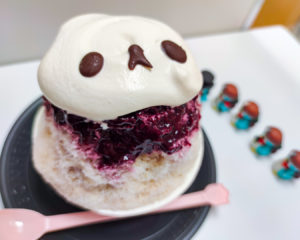 パンダかき氷を狙うぺっこり探検隊