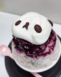 サカノウエカフェさんのロイヤルミルクティー“パン”ダ 

