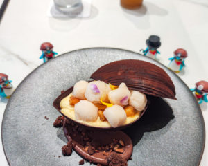 自由が丘のカフェ、カフェベルアメールさんのフローラルカカオを狙うぺっこり探検隊