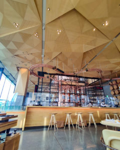 目黒のカフェ、スターバックス リザーブ ロースタリー 東京さんの店内の様子